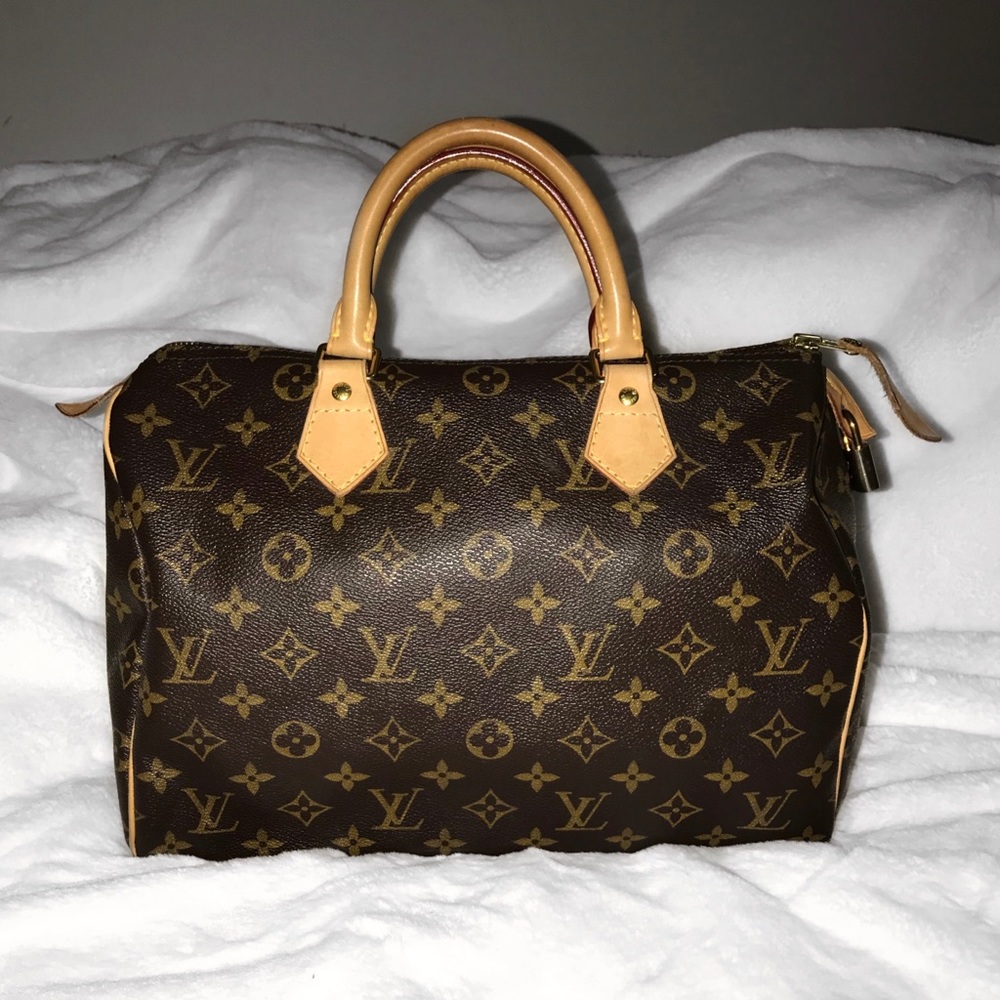 Authentic Louis Vuitton Speedy 30 Good Condition
